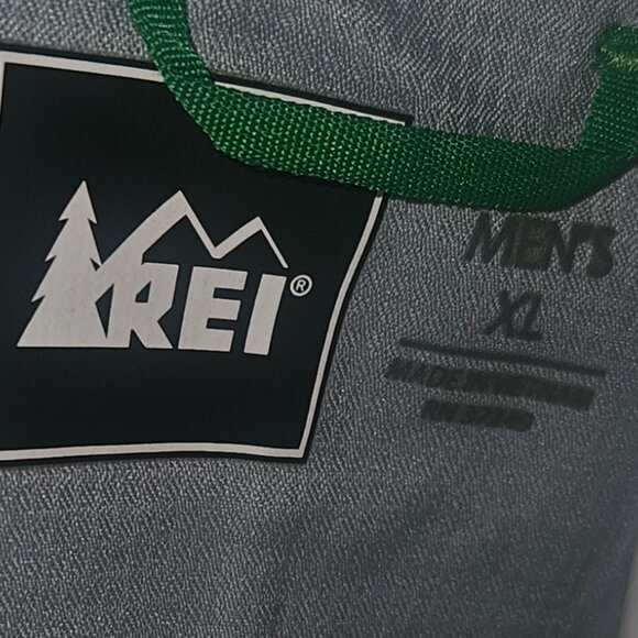 REI Jacket Hooded Waterproof Outdoor Rain Coat Damaged - Picture 3 of 3